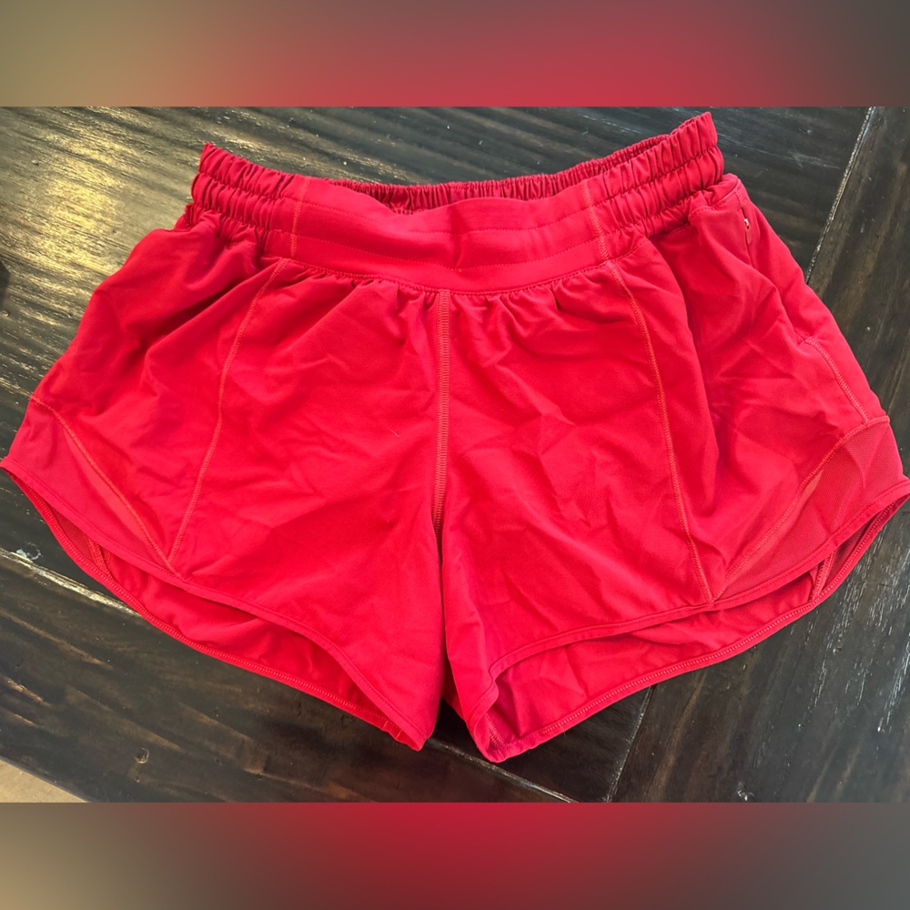 lululemon athletica Women’s Hotty Hot low-rise 4” shorts